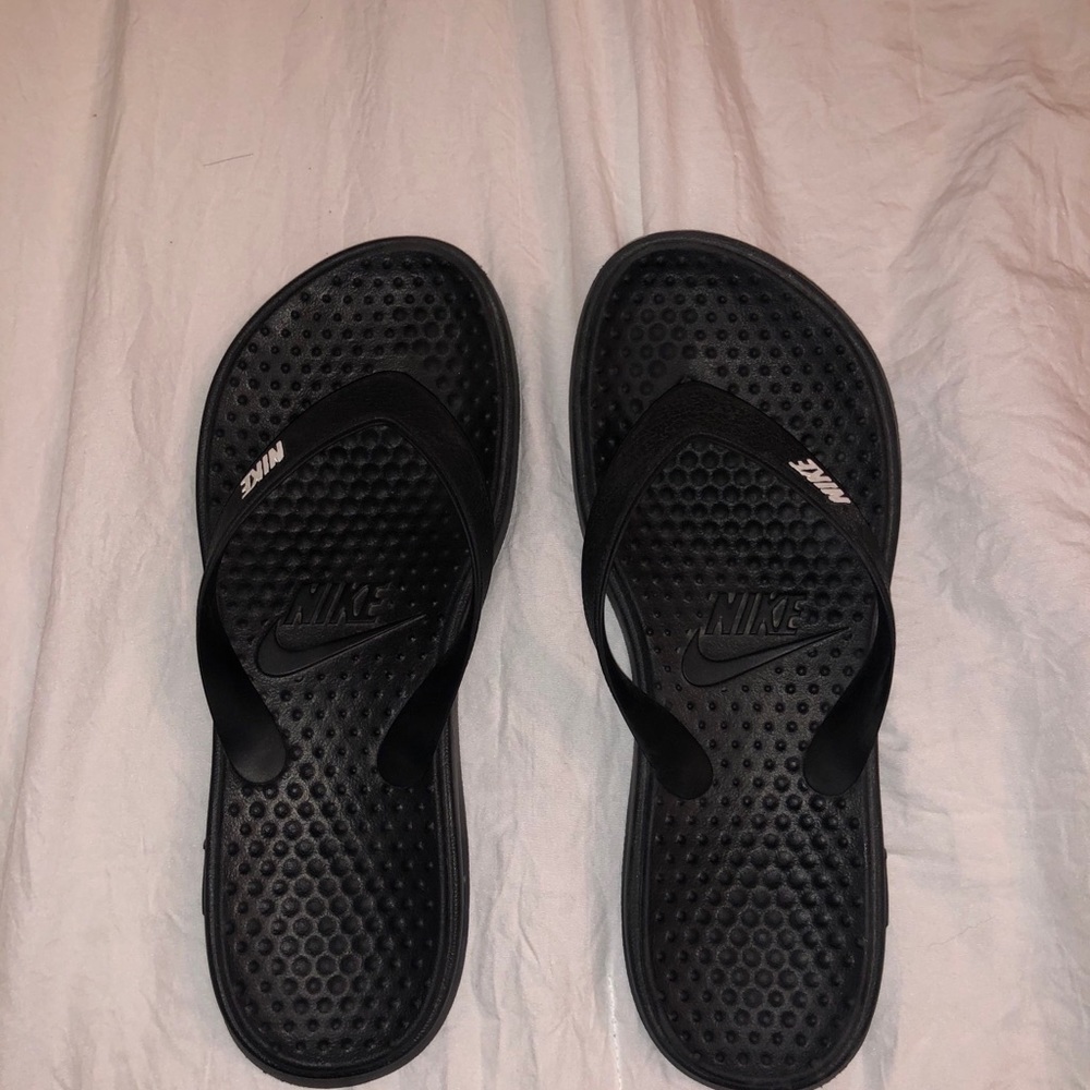 Nike Women's Solay Thong Sport Sandal